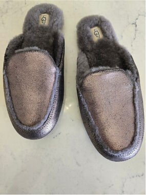 UGG Lane Metallic Loafers Slippers Pewter Gray Sheepskin Lined Sz 8